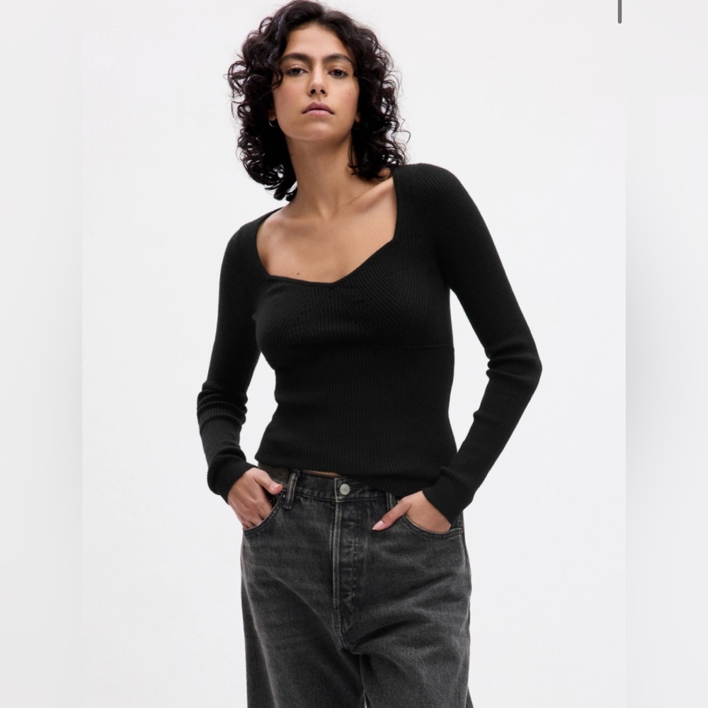 GAP NWT Sweetheart Corset Sweater - Black